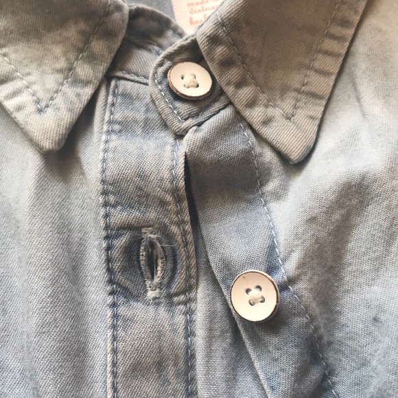 Chambray Shirt/Tank - Picture 4 of 5